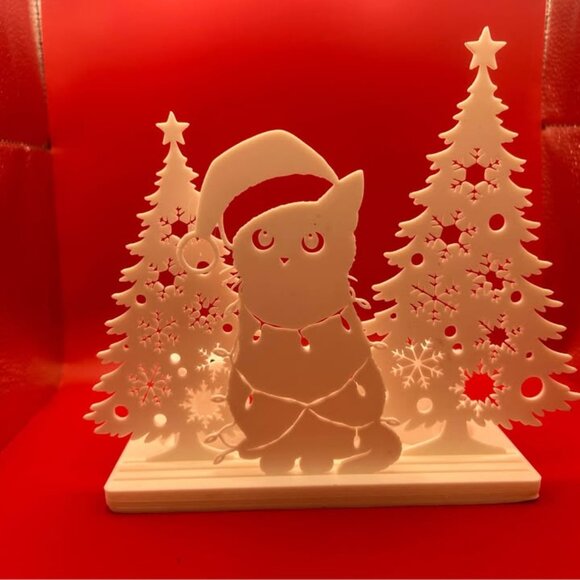 Glowing Christmas Cat scenery - Picture 2 of 3